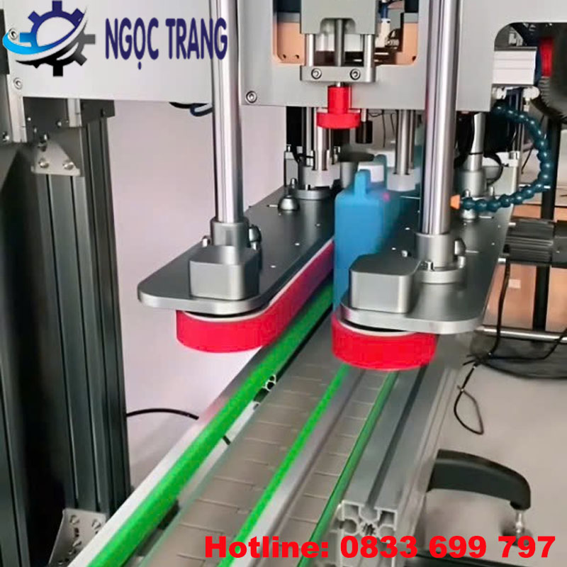 Máy siết nắp chai tự động