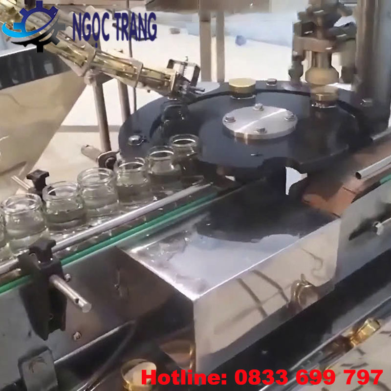 Máy siết nắp yến hũ