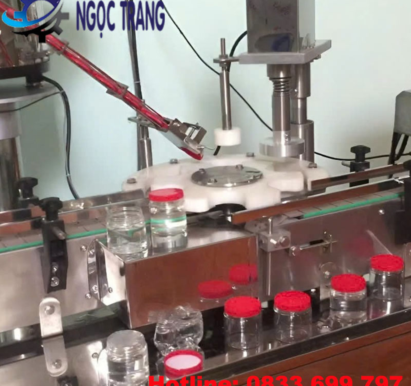 Máy chiết rót 4 vòi - Máy chiết rót đóng nắp chai tự động