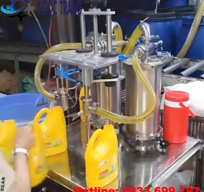 Máy chiết rót 2 vòi bán tự động - Máy chiết rót nước giặt