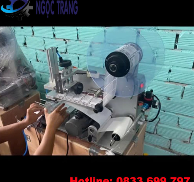 Máy dán nhãn chai vuông - Máy dán nhãn bán tự động linh hoạt