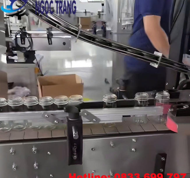 Máy đóng nắp chai - Máy cấp nắp, siết nắp chai tự động